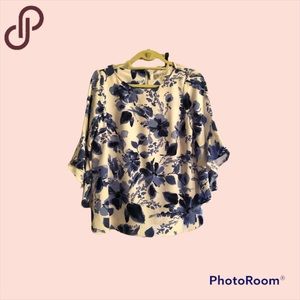 Kasper flutter sleeve floral top